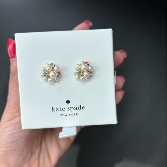 Kate Spade Pearl Crystal Cluster Earrings Gold Tone Studs Brand New - Picture 5 of 8